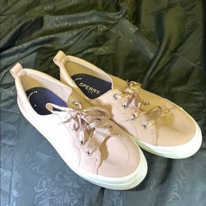 Blush pink Sperrys